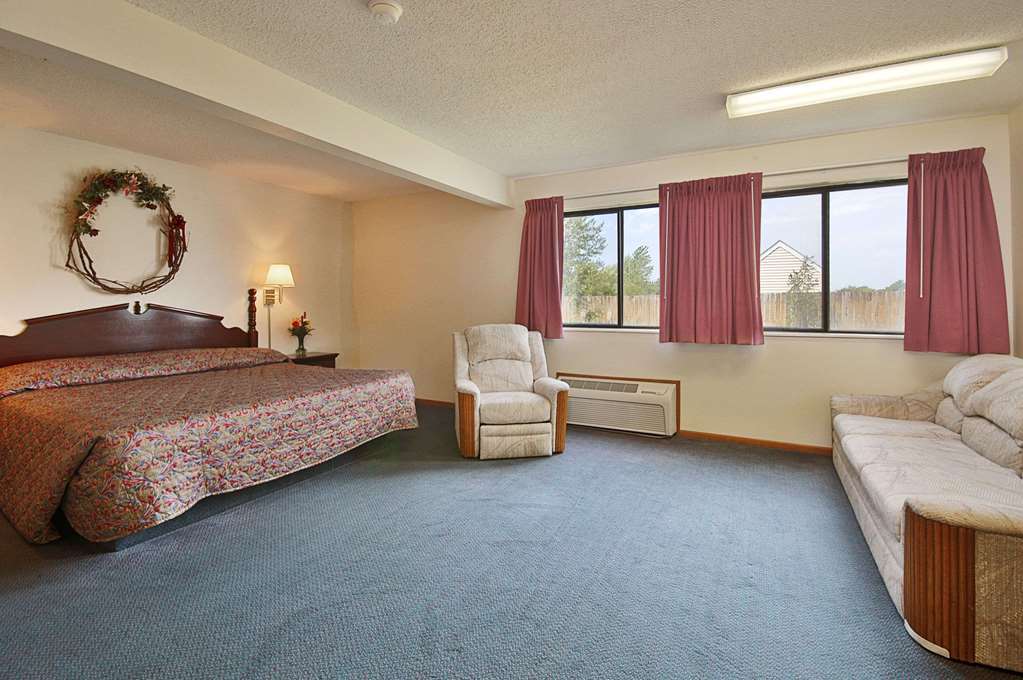 Super 8 Winterset Hotel Phòng bức ảnh
